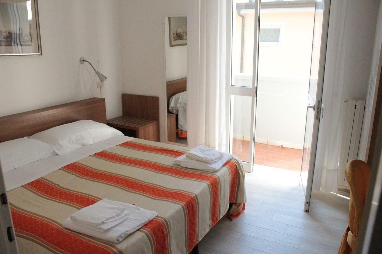 Hotel Derna 비아레지오 외부 사진
